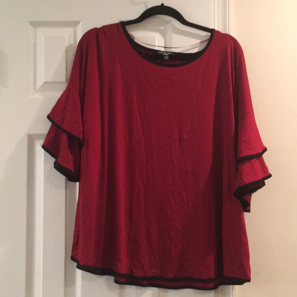 New red ruffles bell shirt sleeve